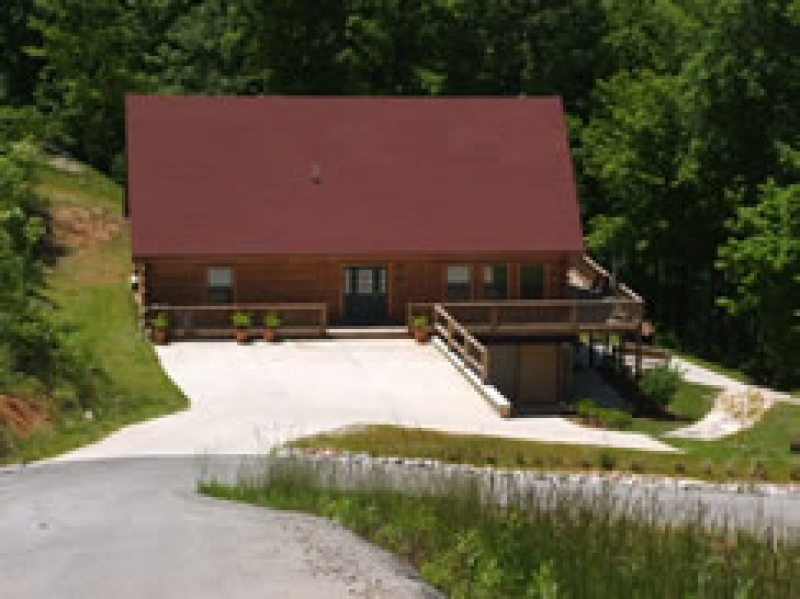 Lincoln Log Estate